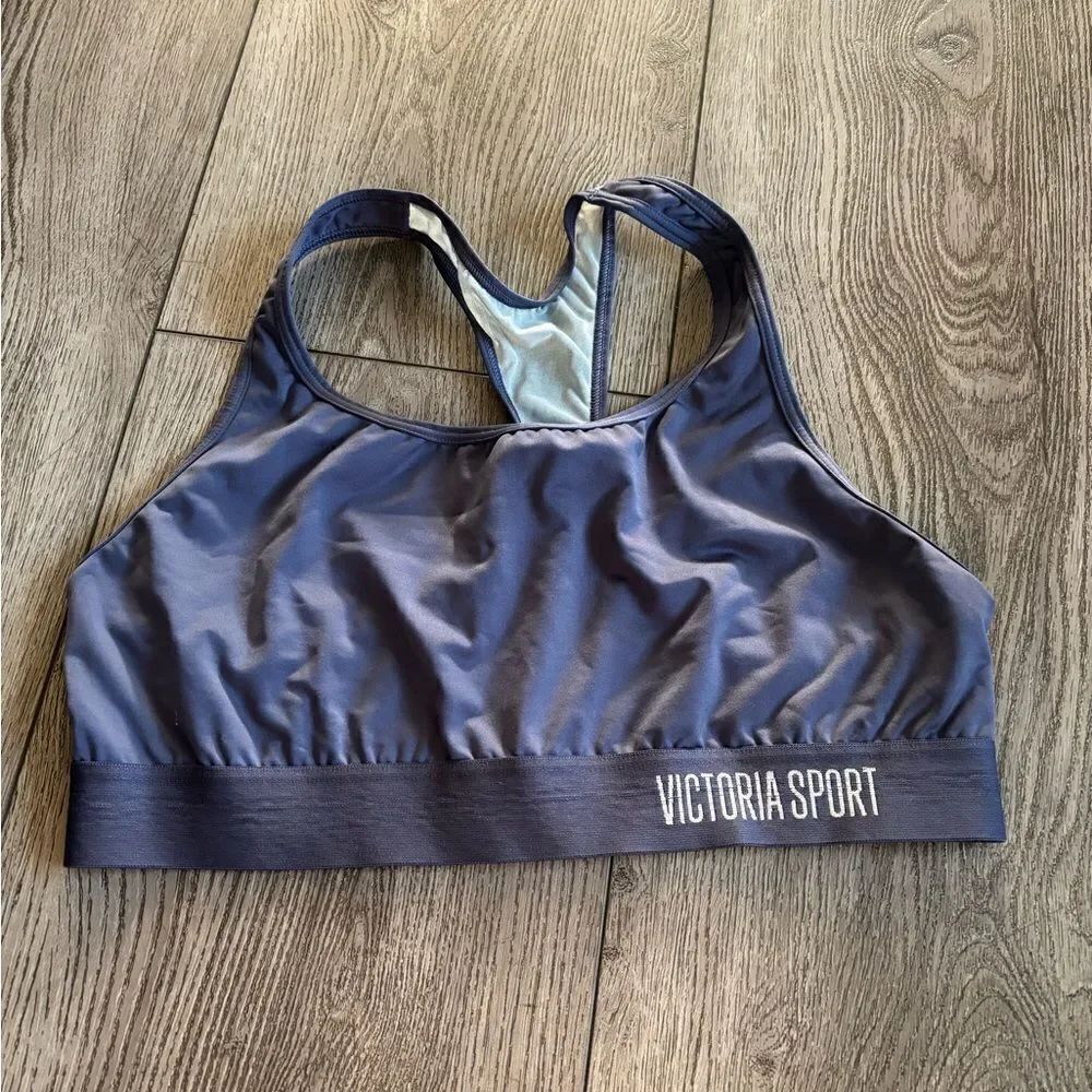 Victoria secret sport bra used in good condition